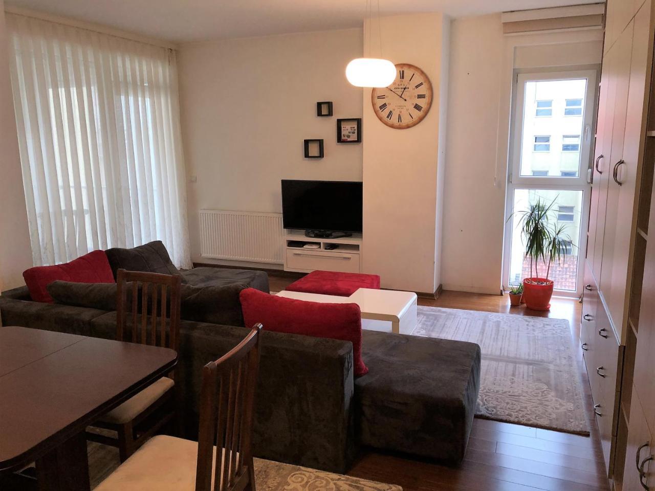 Apartment Prishtina 普里什蒂纳 外观 照片